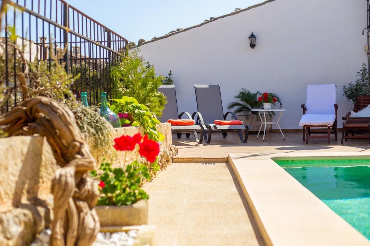 Es Pujols Vila Campanet Exterior foto