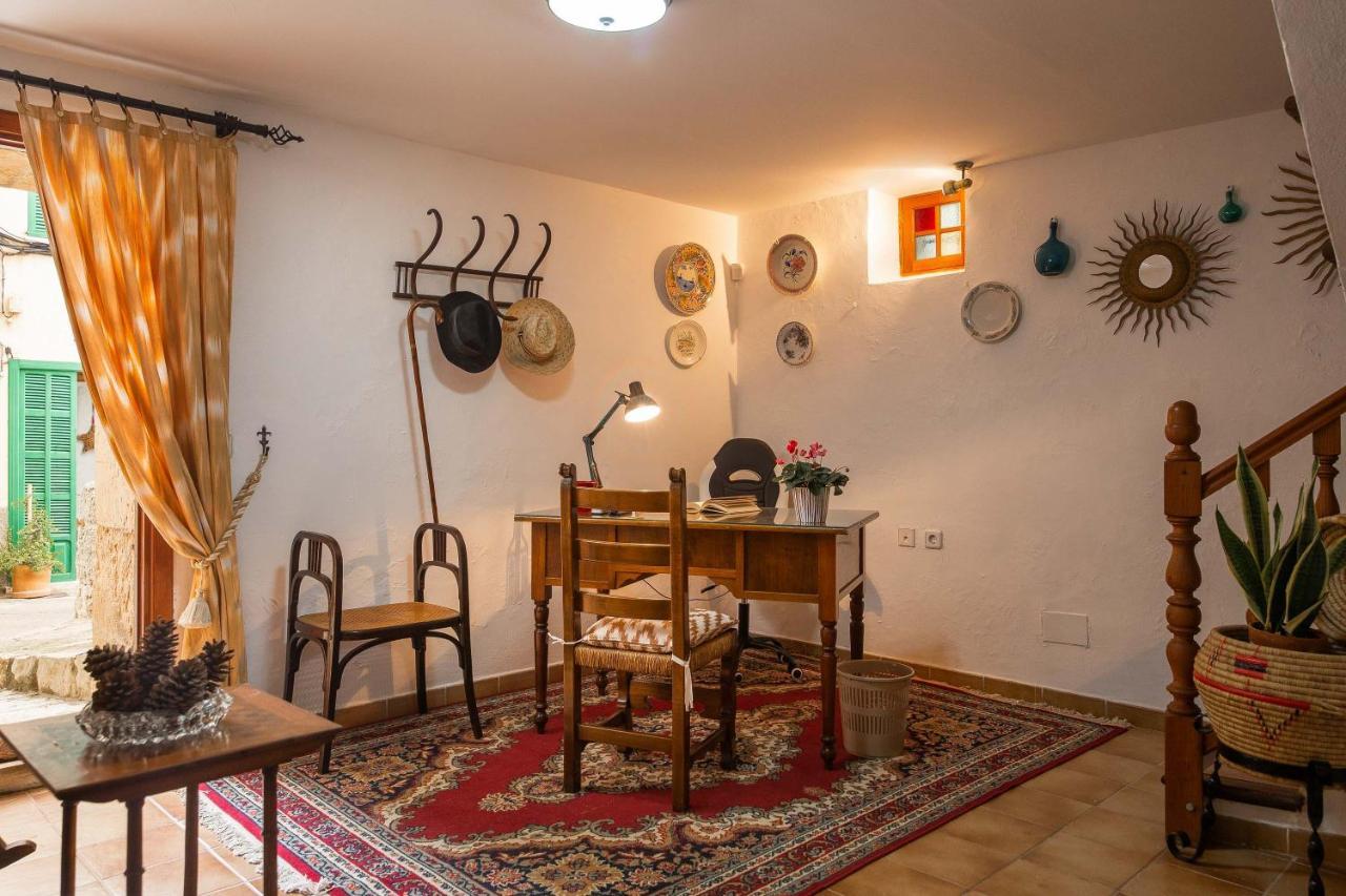 Es Pujols Vila Campanet Exterior foto