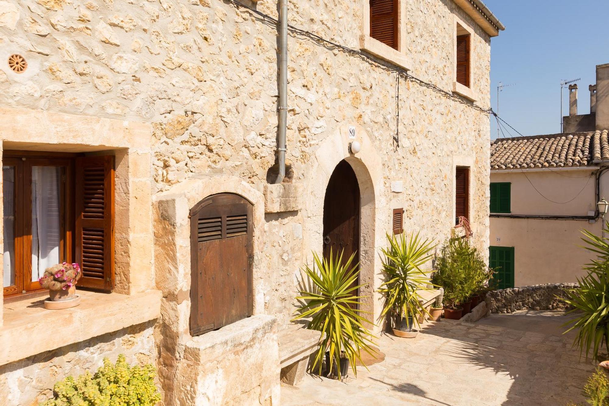 Es Pujols Vila Campanet Exterior foto